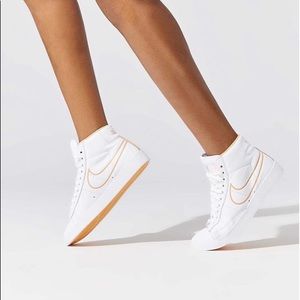 Nike Blazer Mid White Topaz Gold